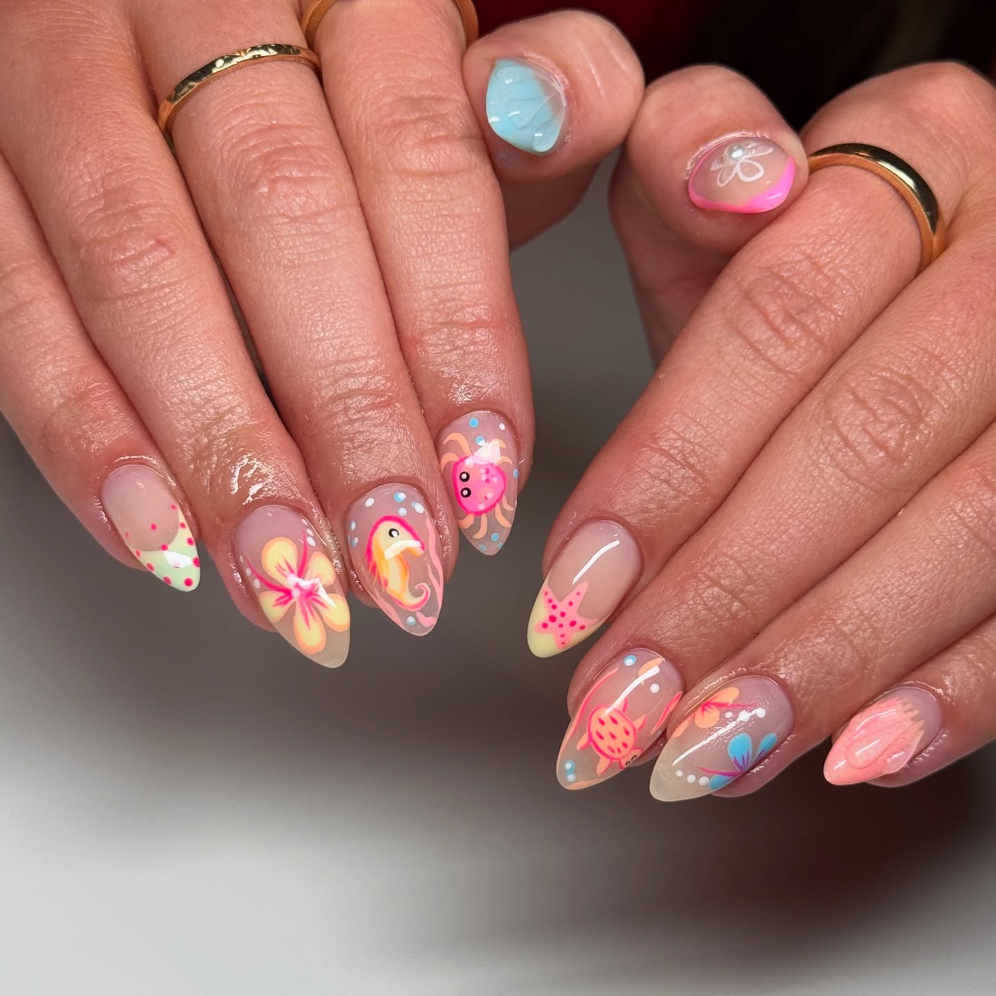 Sea Life Vacation Nails