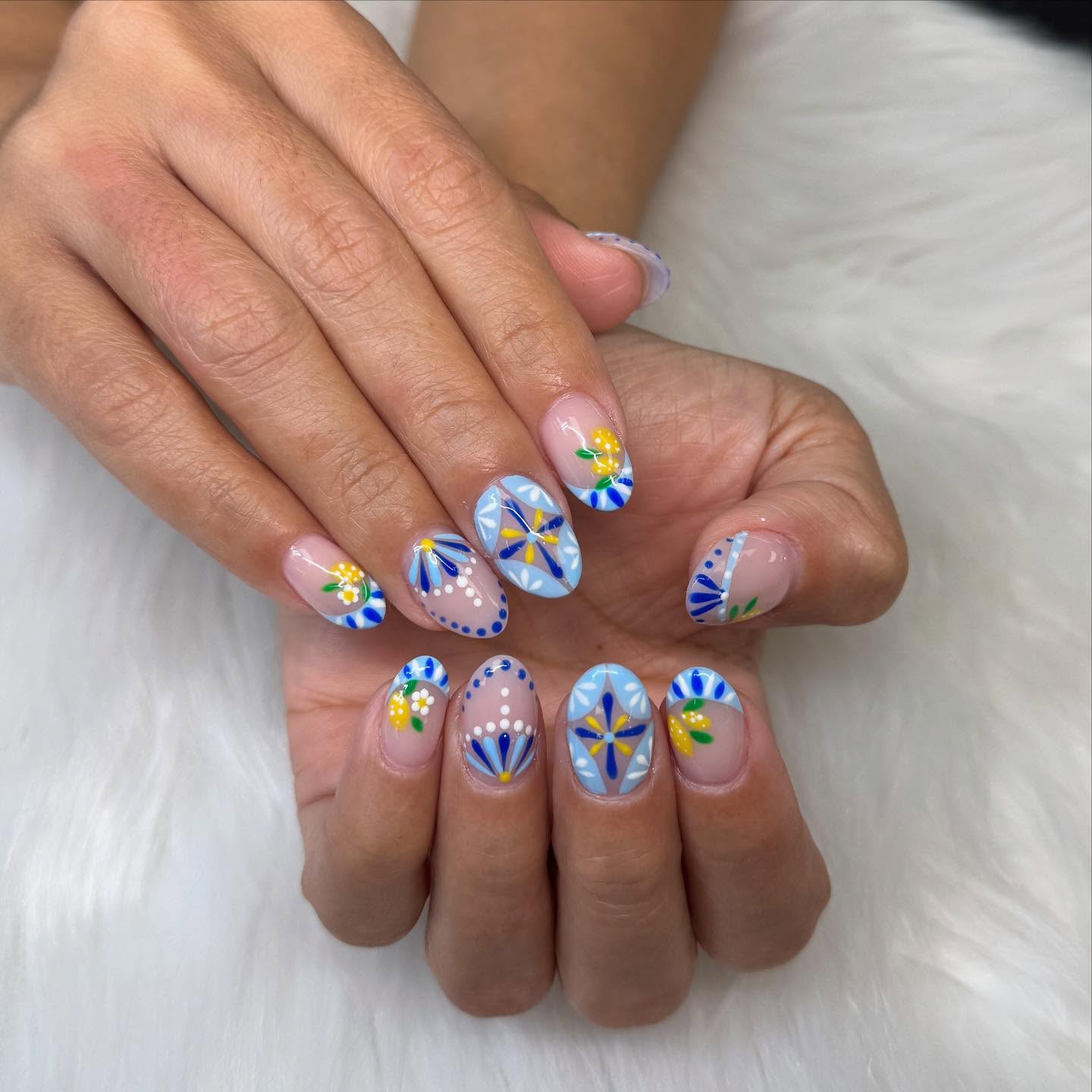 Cute Summer Vacation Nails