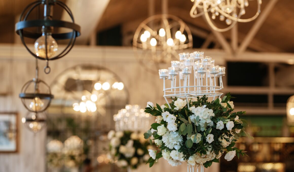 Banquet hall for weddings with decorative elements