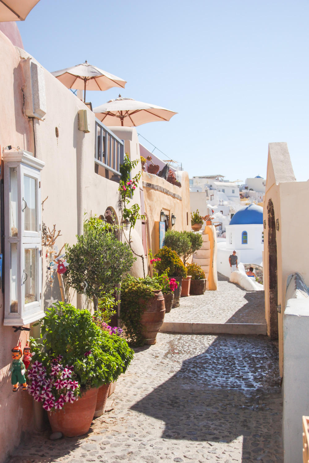 Explore the Streets of Oia Early