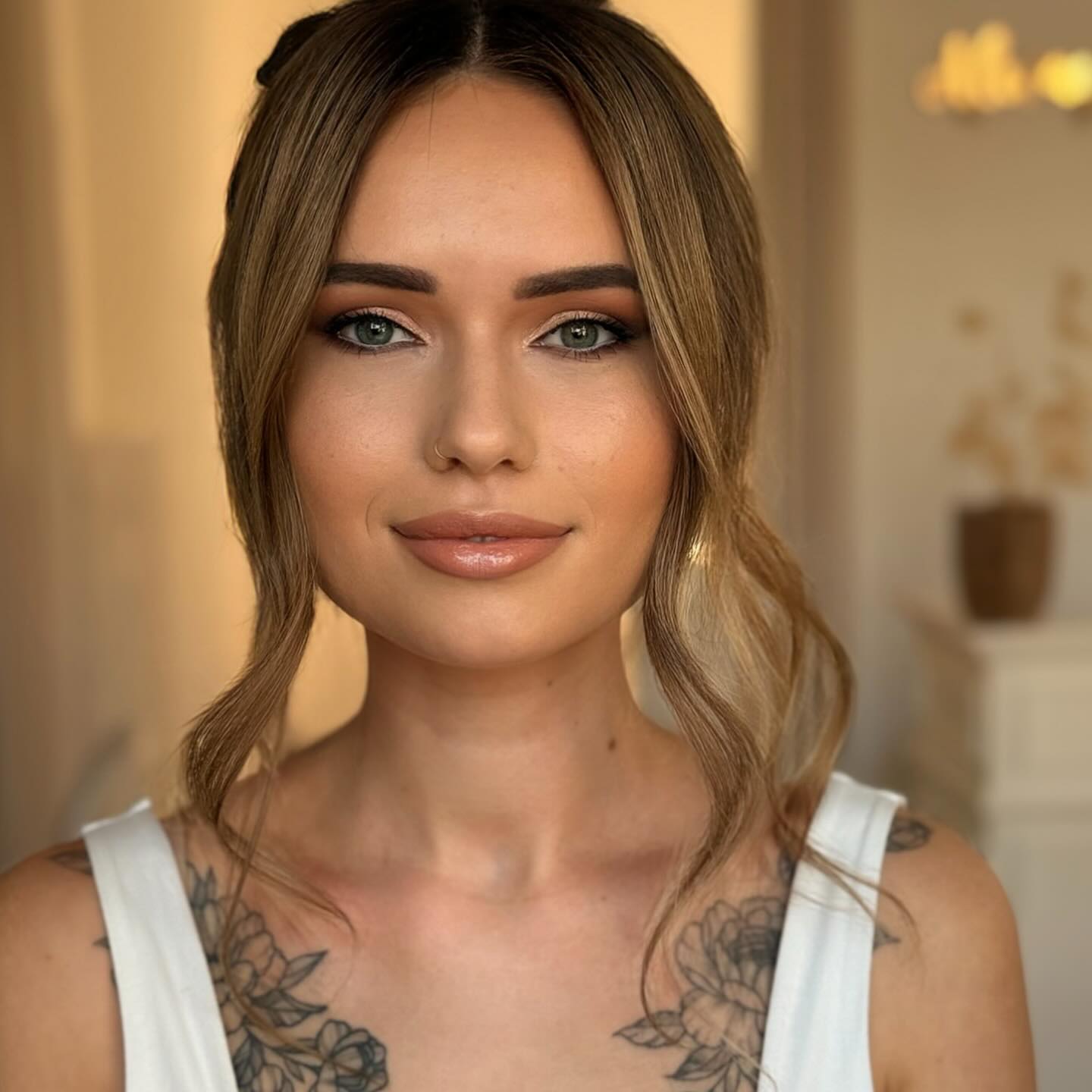 Sheer Foundation with Soft Highlight