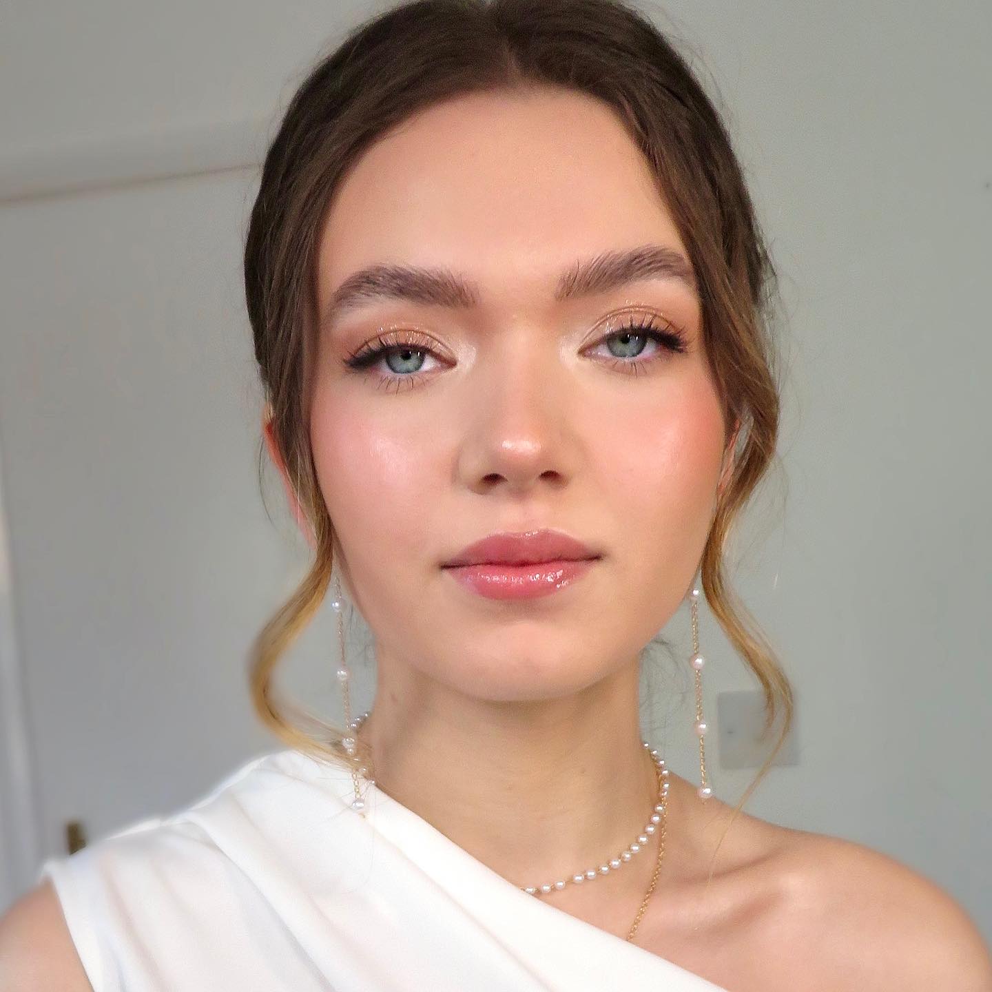 Glossy, Natural Lashes