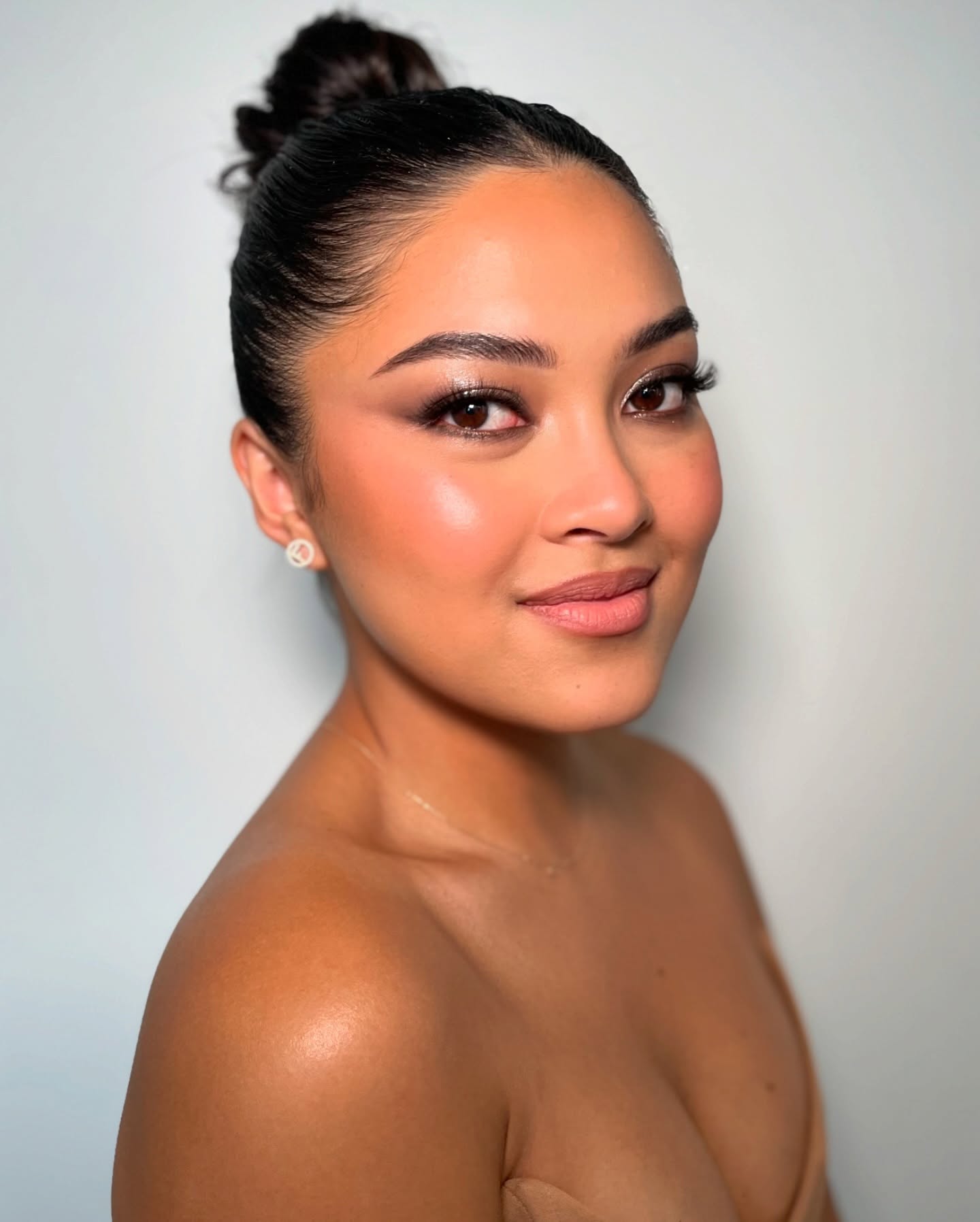 Barely-There Winged Liner