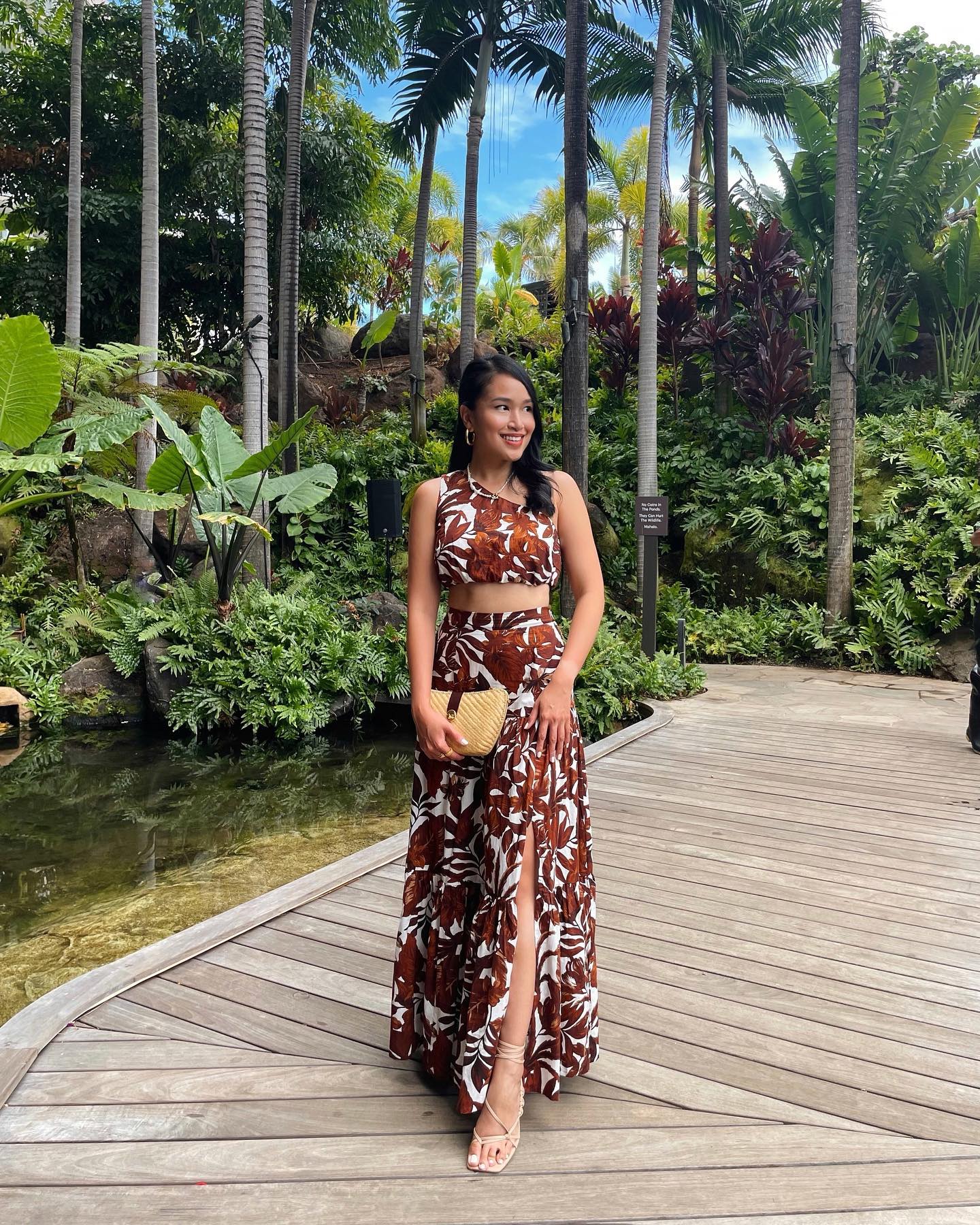 18 Elegant Tropical Wedding Guest Dress Ideas - WithLoveLive