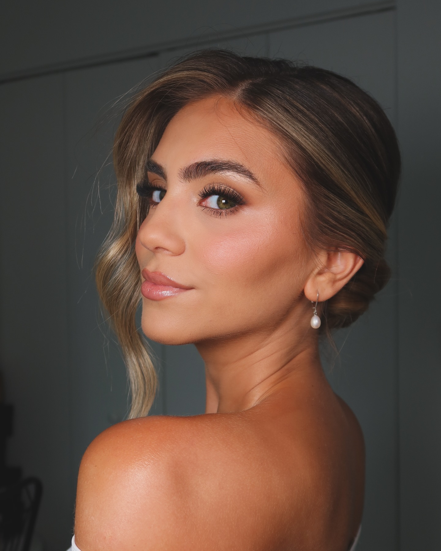 Soft Bronzer for Subtle Warmth
