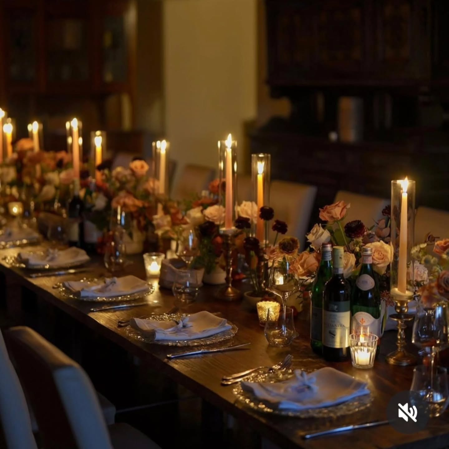 Candlelit dinner reception