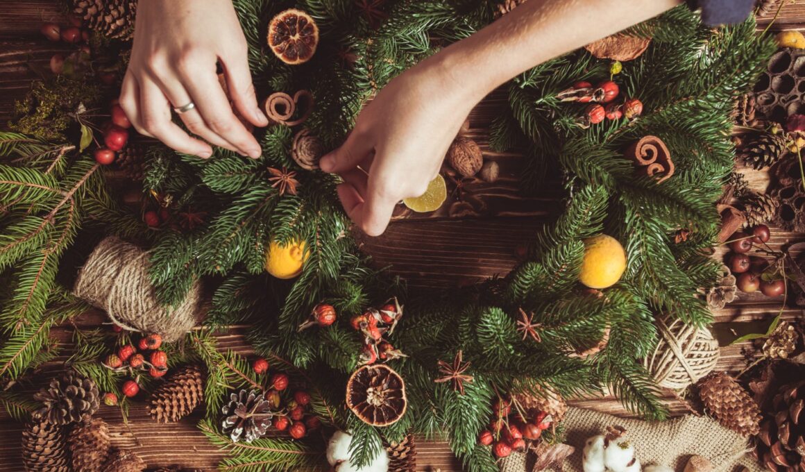 Christmas DIY Wreaths Tutorial For Your Holiday Decor