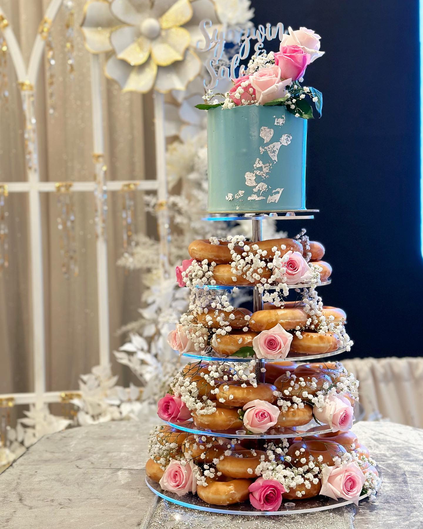 Donut bouquet arrangement