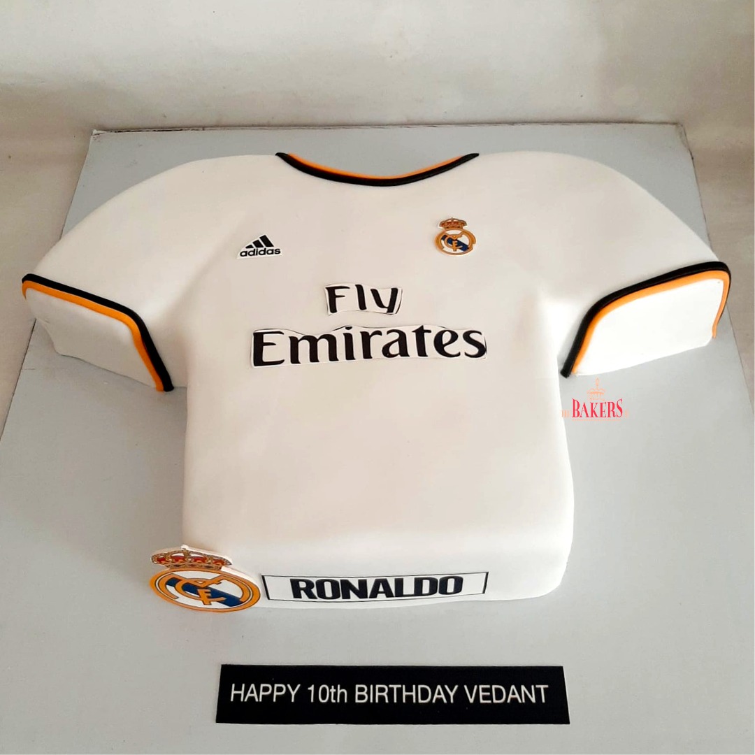 Ronaldo Jersey Number 7 Cake