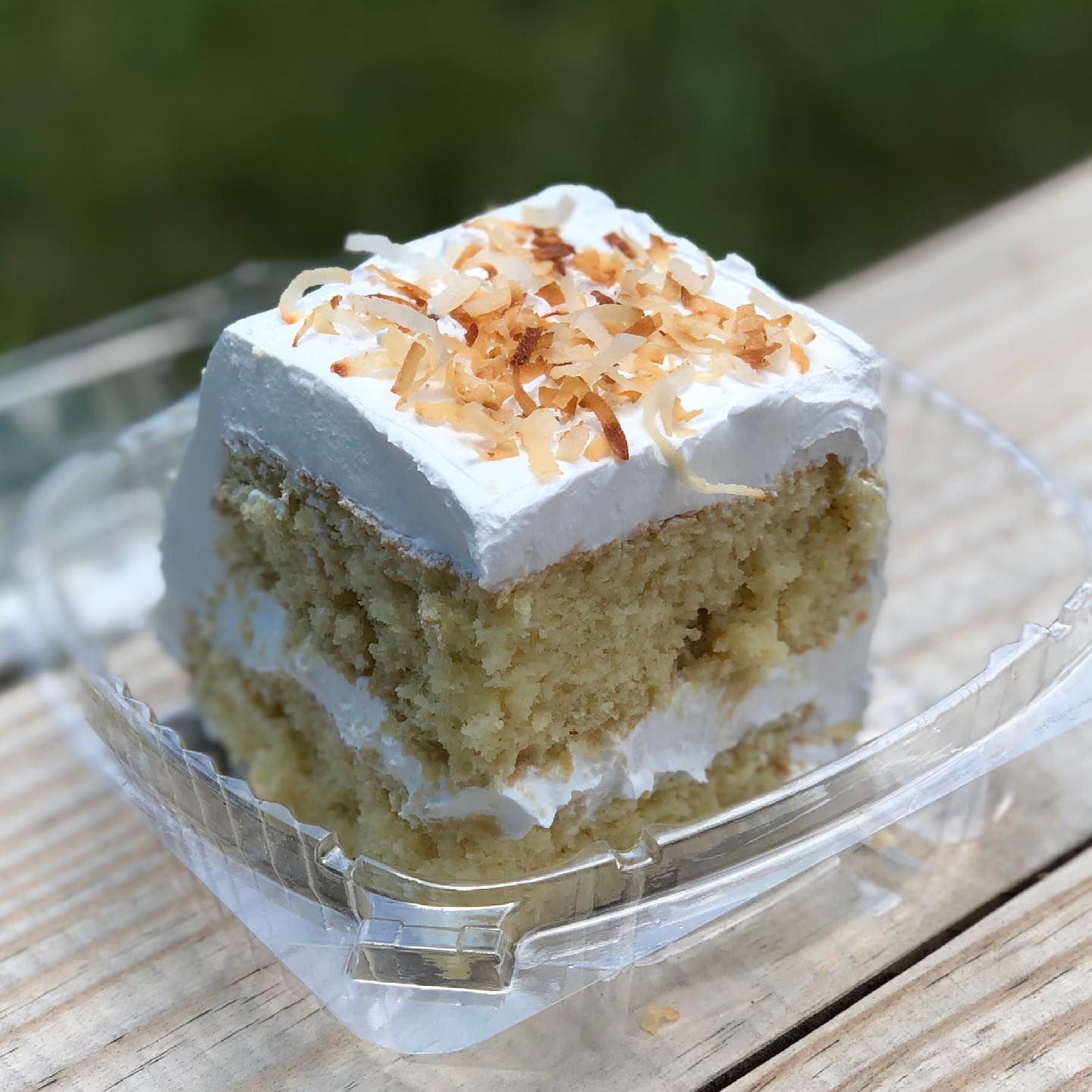 Toasted coconut flakes