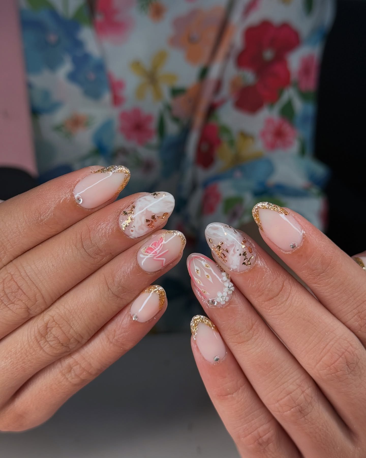 Cool Gel Nail Art with Gold Dust