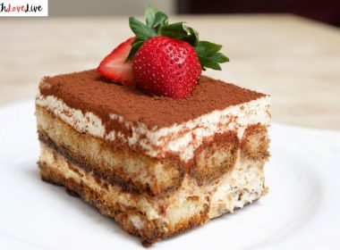 Tiramisu Cake