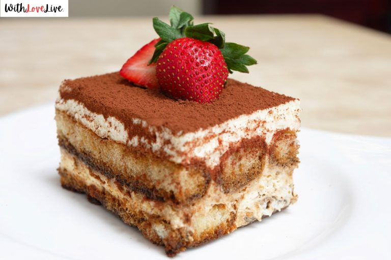 Tiramisu Cake