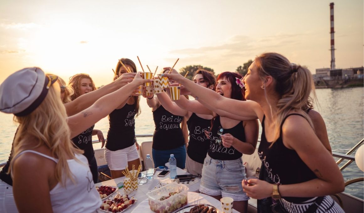 Friends-Themed Bachelorette Party Ideas