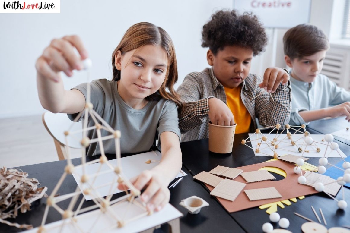 Wall Hanging Crafts For School