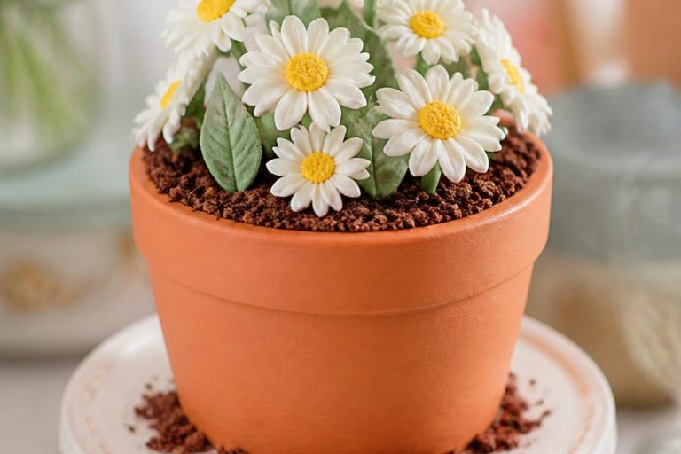 Cute Flower Pot Cake Ideas