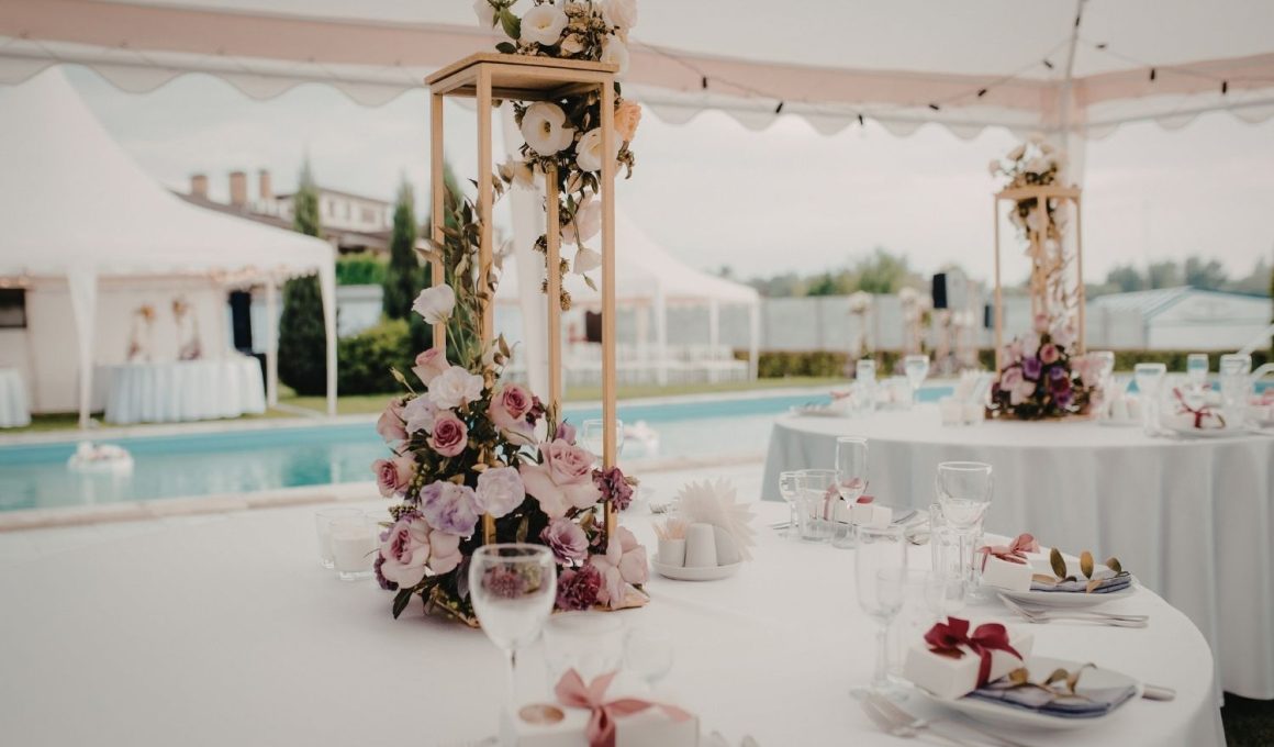 Raspberry Wedding Theme Ideas