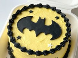 batman cake bento