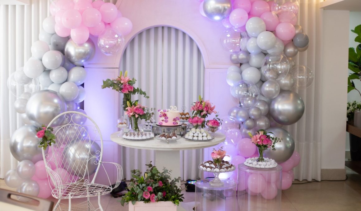 Balloon Backdrop Ideas