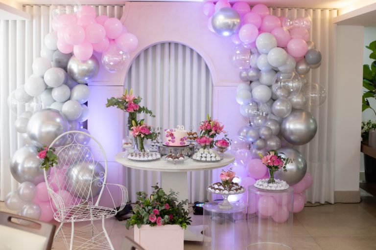 Balloon Backdrop Ideas